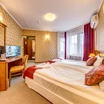елит релакс Отель 3*